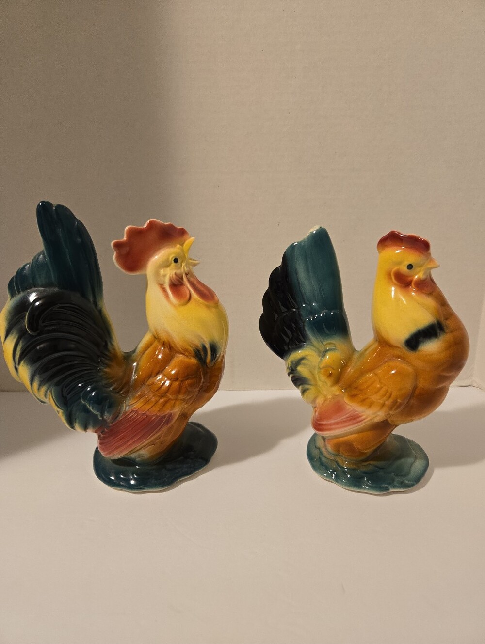 Vin. Royal Colpley Rooster And Hen Ceramic Figures 1960's Farmhouse Cottagecore